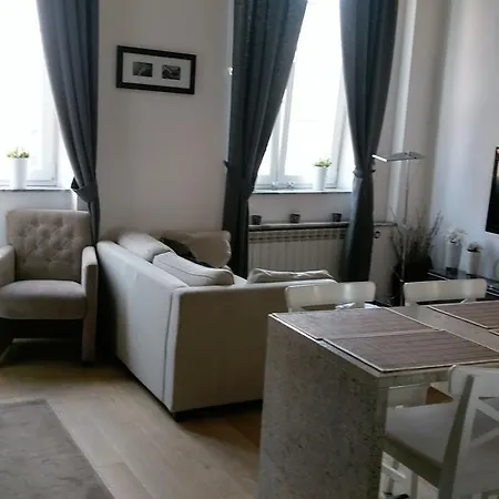 Apartment Zamkowy Old Town *